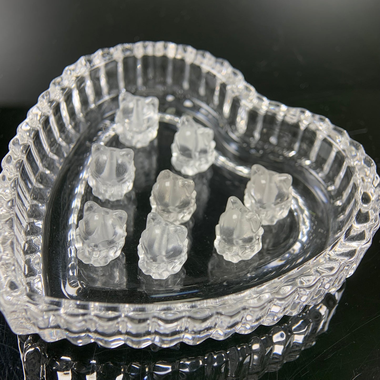 H Lovskaya Crystal Charm，Spacer Carving